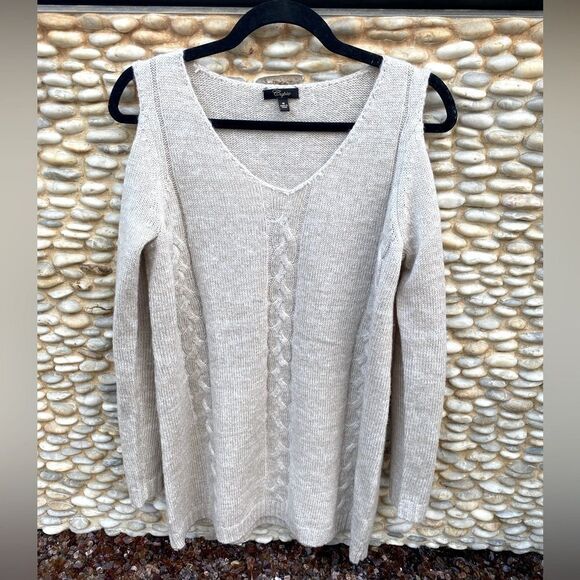 Cupio Beige Cold Shoulder Long Sleeve Sweater. Size Medium. Excellent Condition. - Picture 1 of 5